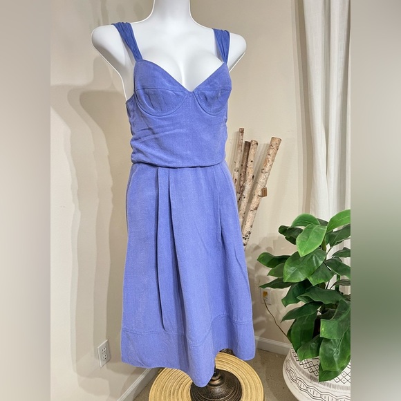 16 Louis Vuitton Lavender Bustier Linen | Silk Midi Dress • 38 - Picture 3 of 17